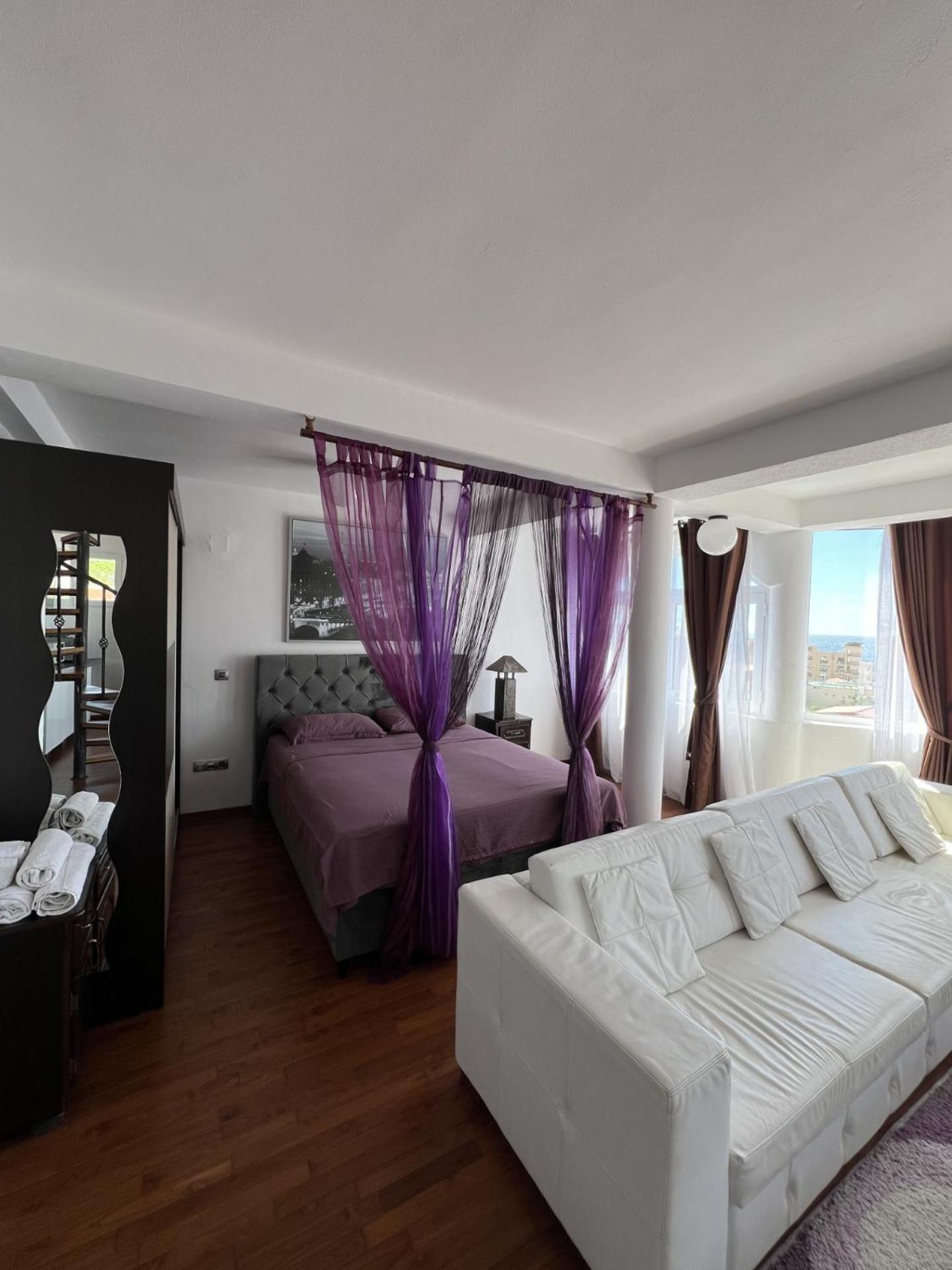 Accommodation Royal Azur Добра-Вода Экстерьер фото